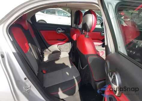 2016 Fiat 500X Easy z USA, uszkodzony, nr VIN ZFBCFXBTOGP329297